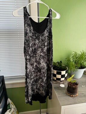 Black & White Tie-Dye Scoop Neck Women's Dress